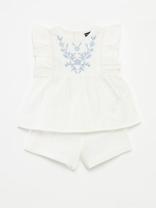 Conjunto blusa bordada + calções - 2 peças