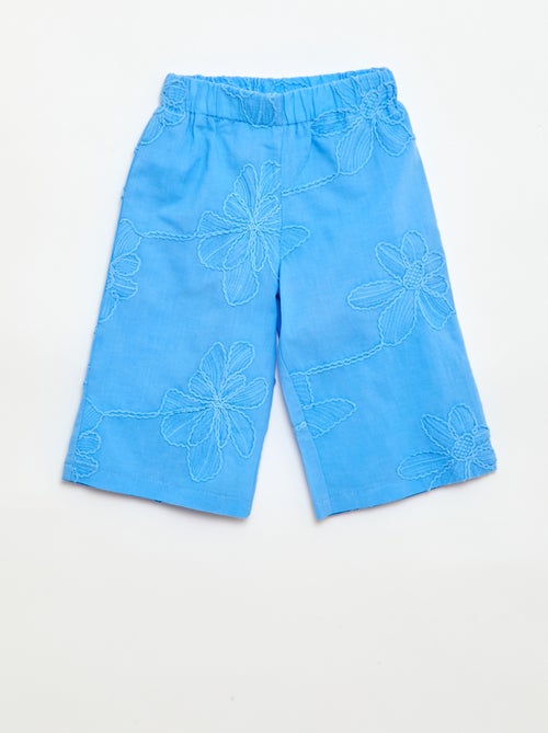 Conjunto blusa + calças com bordados - 2 peças - Kiabi