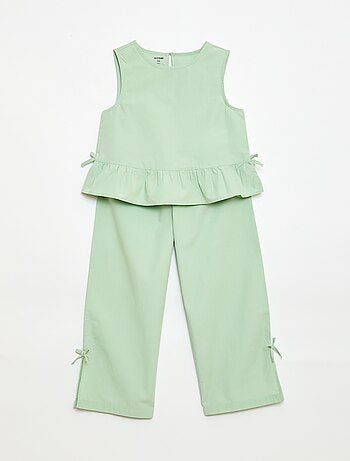 Conjunto blusa sem mangas + calças - 2 peças