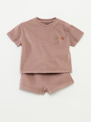 Conjunto calções + t-shirt - 2 peças