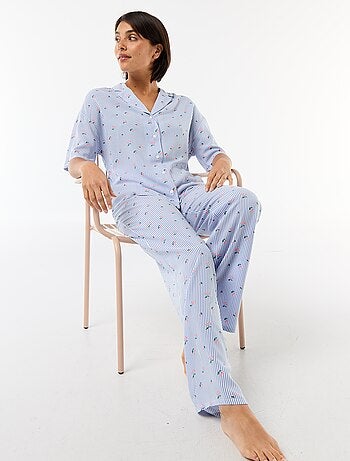 Conjunto camisa de noite às riscas