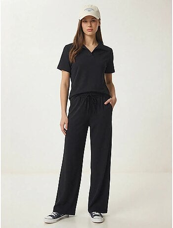 Conjunto co-ord de duas peças com cintura média e gola polo istanbul
