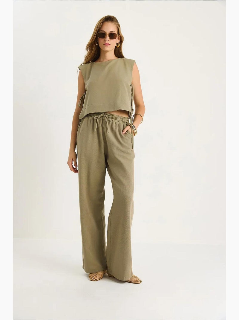 Conjunto co-ord de duas peças com gola redonda, fecho de atar e calças de perna larga lucci Verde cáqui - Kiabi
