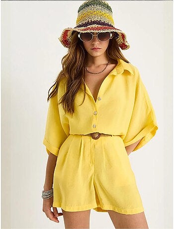 Conjunto co-ord de duas peças de cintura subida com botões lucci