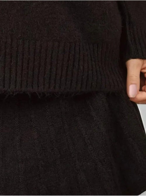 Conjunto co-ord em malha oversized texturizada com gola alta bdart - Kiabi Conjunto co-ord em malha oversized texturizada com gola alta bdart - Kiabi