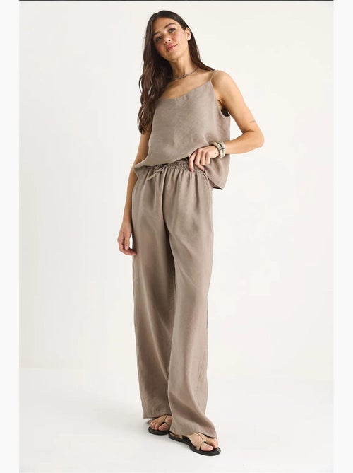 Conjunto coordenado com camisola sem mangas e calças de perna larga lucci - Kiabi Conjunto coordenado com camisola sem mangas e calças de perna larga lucci - Kiabi