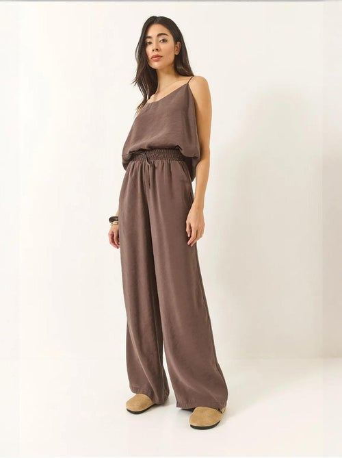 Conjunto coordenado com camisola sem mangas e calças de perna larga lucci - Kiabi Conjunto coordenado com camisola sem mangas e calças de perna larga lucci - Kiabi