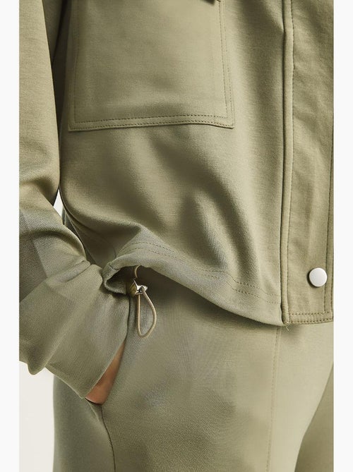 Conjunto coordenado de duas peças em mistura de viscose com casaco e calças lucci - Kiabi