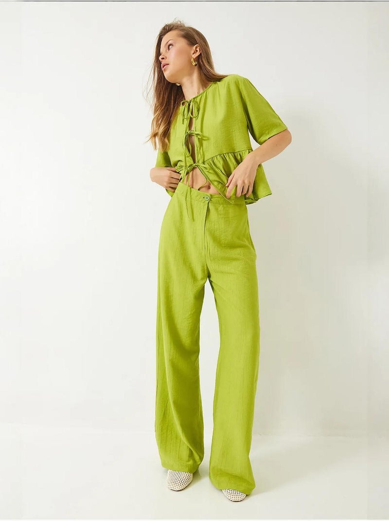 Conjunto coordenado de duas peças texturizado com detalhe de folhos lucci Verde tília - Kiabi