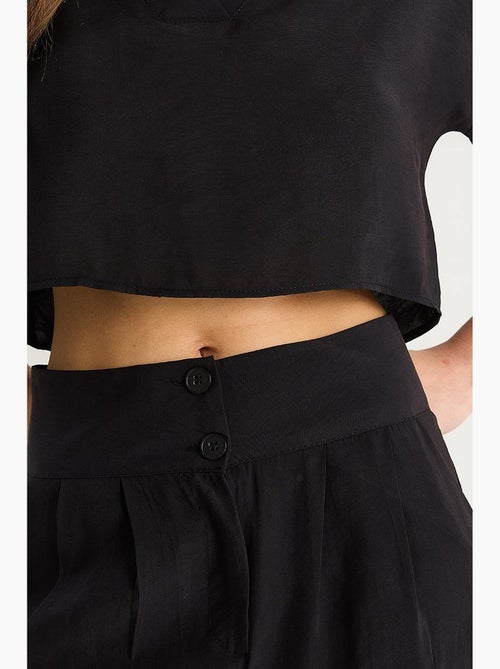 Conjunto coordenado de malha de duas peças com decote em v e calças de perna larga lucci - Kiabi Conjunto coordenado de malha de duas peças com decote em v e calças de perna larga lucci - Kiabi