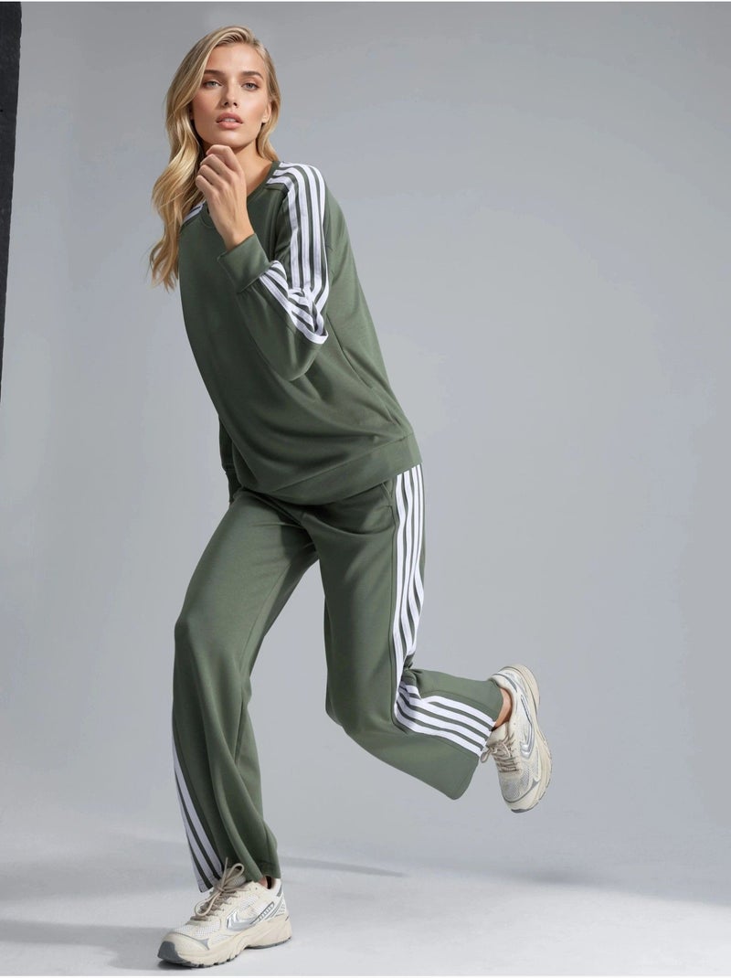 Conjunto coordenado de sweatshirt às riscas com gola redonda e calças de perna reta hiccup Verde cáqui - Kiabi