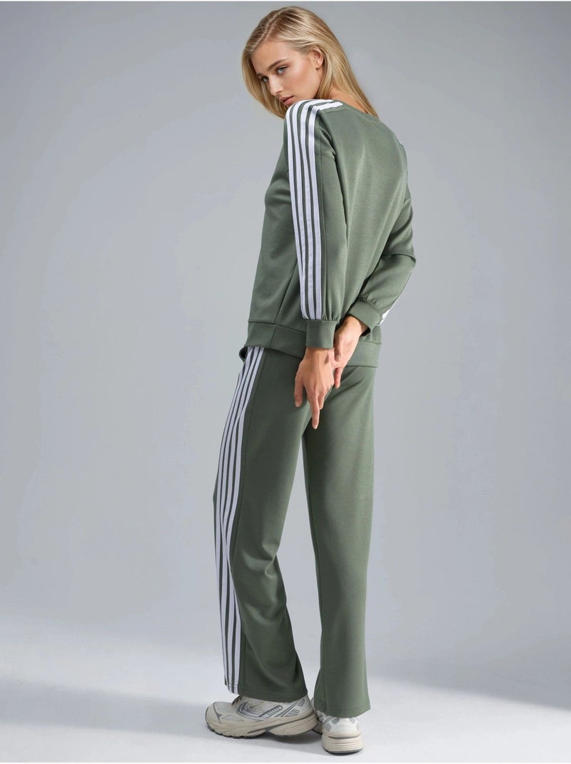 Conjunto coordenado de sweatshirt às riscas com gola redonda e calças de perna reta hiccup Verde cáqui - Kiabi