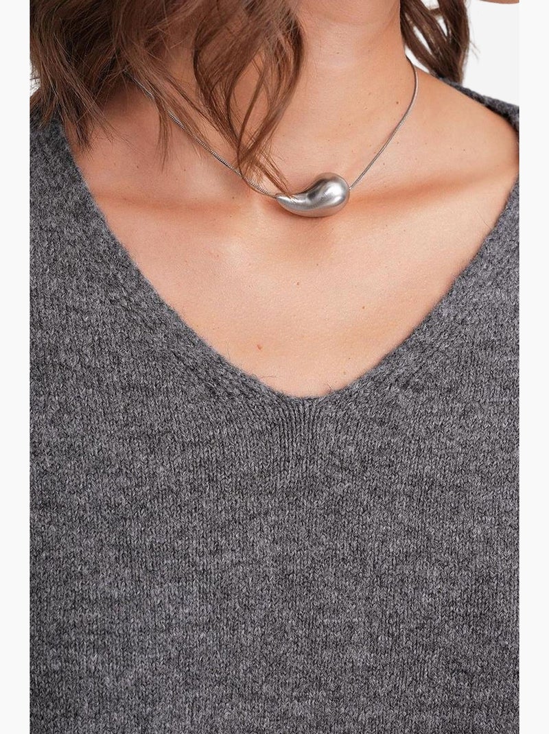 Conjunto coordenado em malha com camisola de decote em v e saia mixray Cinza escuro - Kiabi