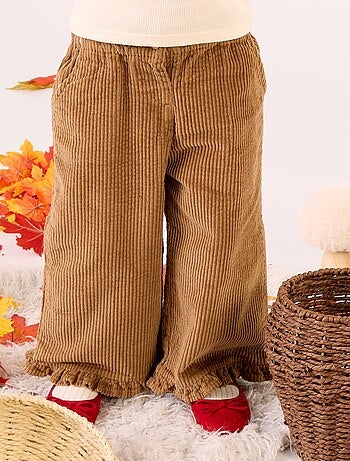 Conjunto de 2 peças - T-shirt + calças de veludo