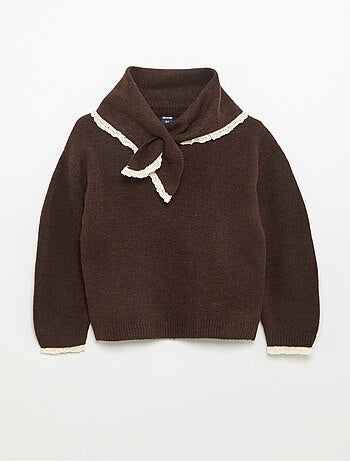 Conjunto de 2 peças com bordas em croché - Camisola + cachecol