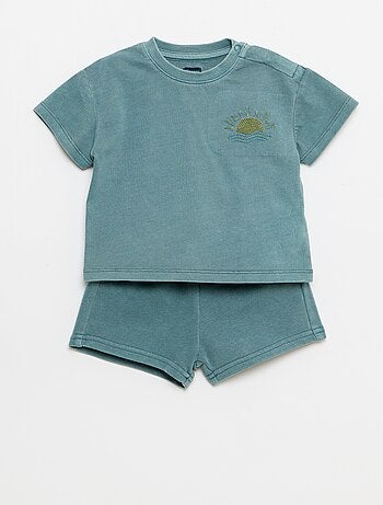 Conjunto de 2 peças: t-shirt bordada + calções