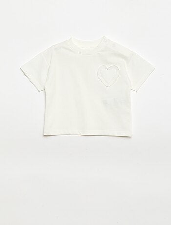 Conjunto de 2 T-shirts com detalhe no peito