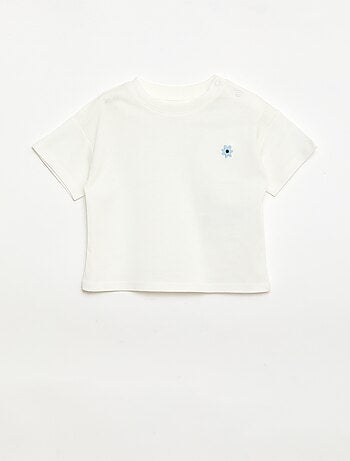 Conjunto de 2 T-shirts com detalhe no peito