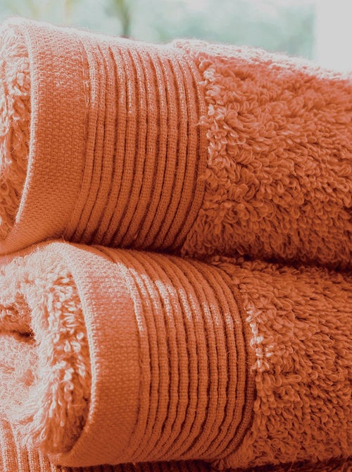 Conjunto de 2 toalhas de banho para hóspedes - Kiabi Conjunto de 2 toalhas de banho para hóspedes - Kiabi
