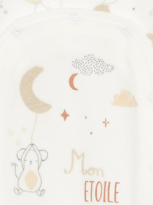 Conjunto de 3 peças 'Petit Béguin' - Body + pijama + doudou - Kiabi Conjunto de 3 peças 'Petit Béguin' - Body + pijama + doudou - Kiabi
