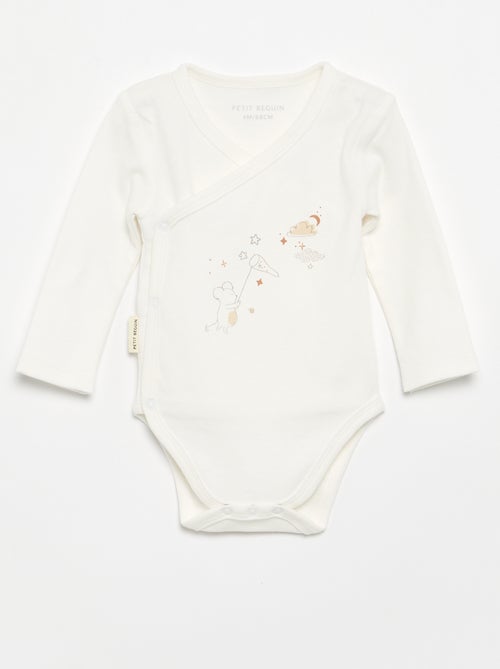 Conjunto de 3 peças 'Petit Béguin' - Body + pijama + doudou - Kiabi Conjunto de 3 peças 'Petit Béguin' - Body + pijama + doudou - Kiabi