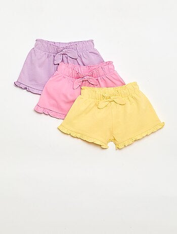 Conjunto de 3 shorts lisos com folhos