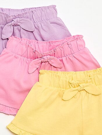 Conjunto de 3 shorts lisos com folhos