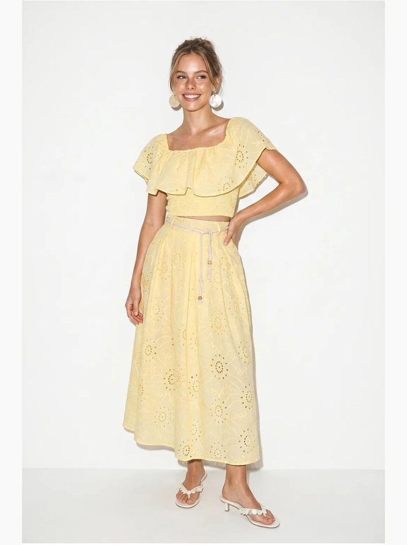 Conjunto de blusa bordada com decote ombro a ombro e saia midi lucci Amarelo-limão - Kiabi