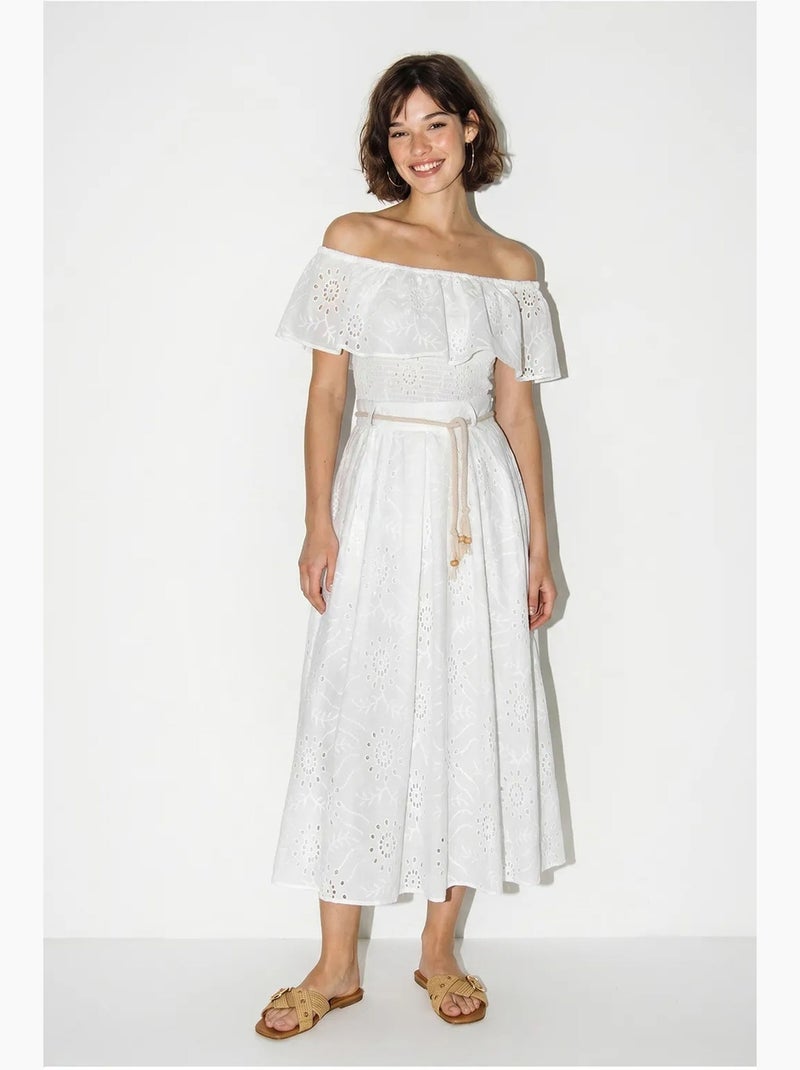 Conjunto de blusa bordada com decote ombro a ombro e saia midi lucci Branco - Kiabi