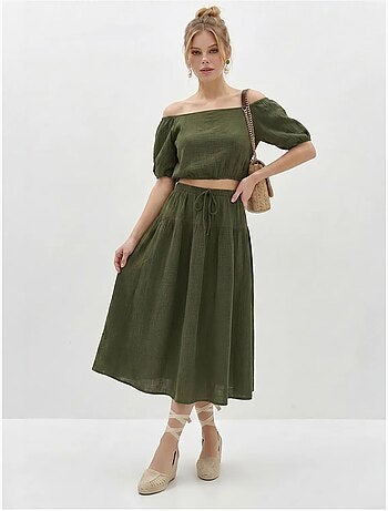 Conjunto de blusa e saia midi em seersucker de algodão lucci