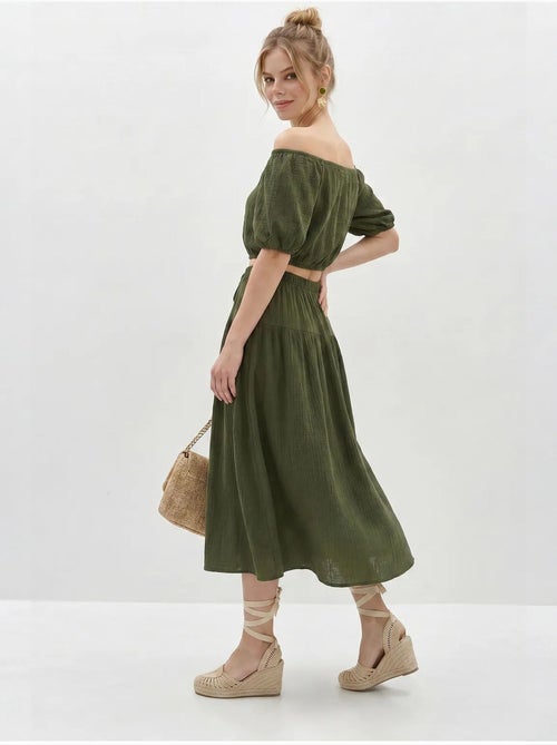 Conjunto de blusa e saia midi em seersucker de algodão lucci - Kiabi Conjunto de blusa e saia midi em seersucker de algodão lucci - Kiabi