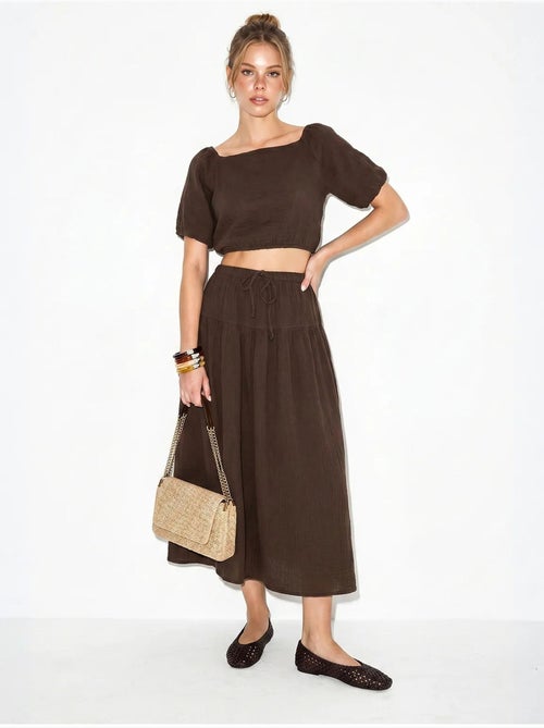 Conjunto de blusa e saia midi em seersucker de algodão lucci - Kiabi Conjunto de blusa e saia midi em seersucker de algodão lucci - Kiabi
