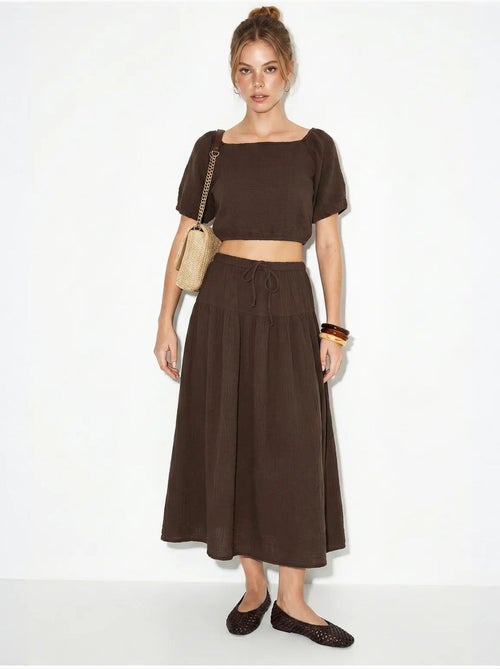 Conjunto de blusa e saia midi em seersucker de algodão lucci - Kiabi Conjunto de blusa e saia midi em seersucker de algodão lucci - Kiabi