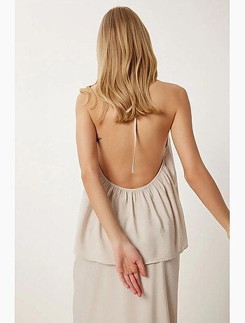 Conjunto de blusa halter com detalhe de atar e saia de perna larga istanbul