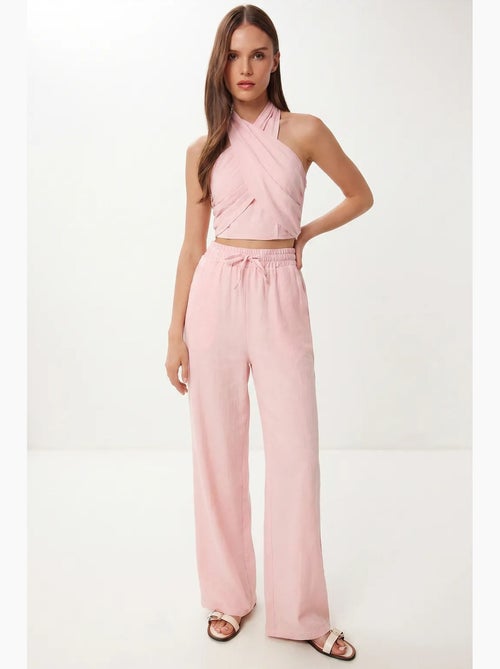 Conjunto de blusa halter e calças de perna larga istanbul - Kiabi Conjunto de blusa halter e calças de perna larga istanbul - Kiabi