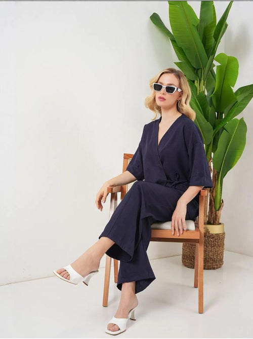 Conjunto de calças kimono oversized com decote em v e fecho de atar bdart - Kiabi Conjunto de calças kimono oversized com decote em v e fecho de atar bdart - Kiabi