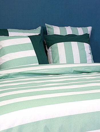 Conjunto de cama com estampado às riscas