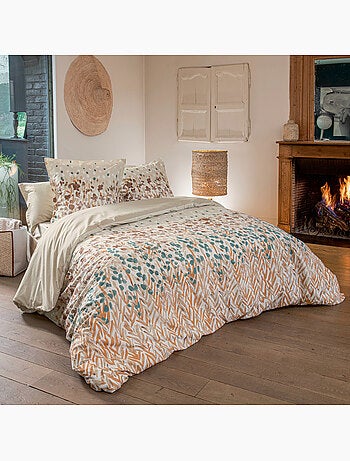 Conjunto de cama em algodão com padrão floral estilizado, incluindo fronhas