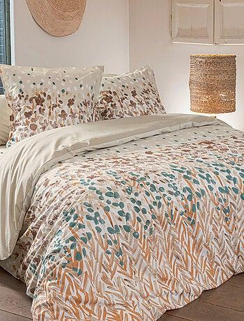Conjunto de cama em algodão com padrão floral estilizado, incluindo fronhas