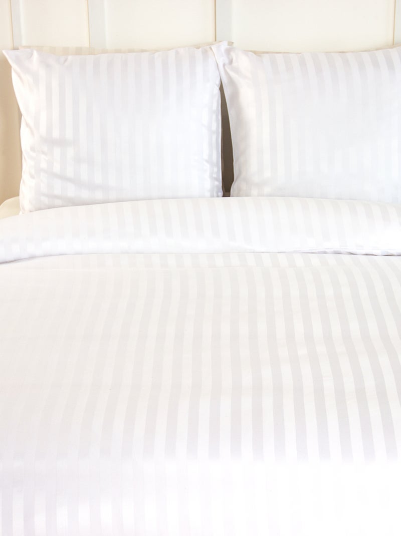 Conjunto de cama para 1 ou 2 pessoas em cetim + 2 fronhas Branco - Kiabi