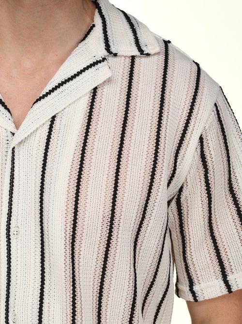 Conjunto de camisa e calções às riscas - Frilivin - Kiabi Conjunto de camisa e calções às riscas - Frilivin - Kiabi