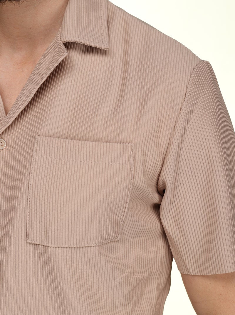Conjunto de camisa e calções texturizados - Frilivin Bege - Kiabi