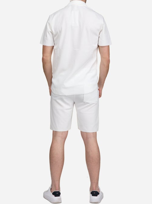 Conjunto de camisa e calções texturizados - Frilivin - Kiabi Conjunto de camisa e calções texturizados - Frilivin - Kiabi