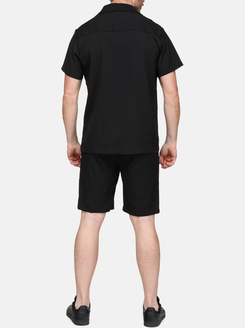 Conjunto de camisa e calções texturizados - Frilivin - Kiabi Conjunto de camisa e calções texturizados - Frilivin - Kiabi
