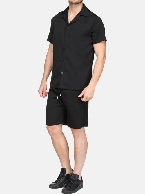 Conjunto de camisa e calções texturizados - Frilivin - Kiabi Conjunto de camisa e calções texturizados - Frilivin - Kiabi