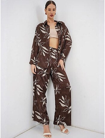 Conjunto de camisa floral em viscose e calças de perna larga bdart