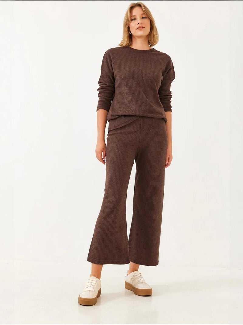 Conjunto de camisola de gola redonda e calças canelado texturizado lucci Castanho-chocolate - Kiabi