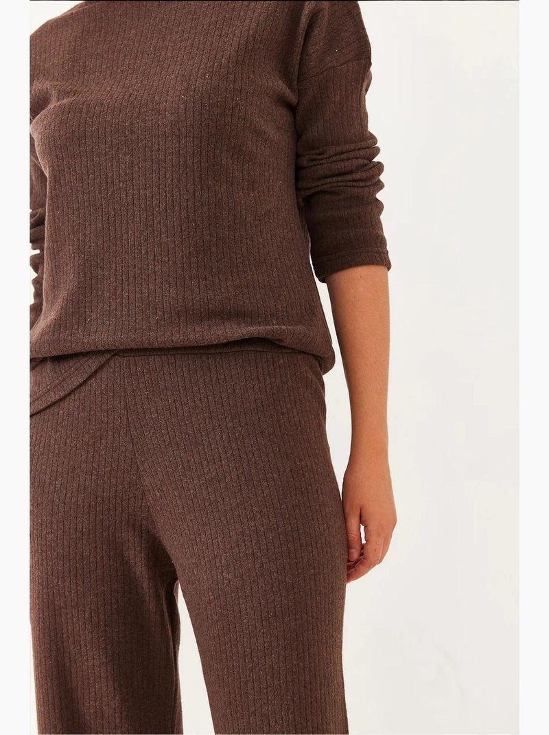 Conjunto de camisola de gola redonda e calças canelado texturizado lucci Castanho-chocolate - Kiabi