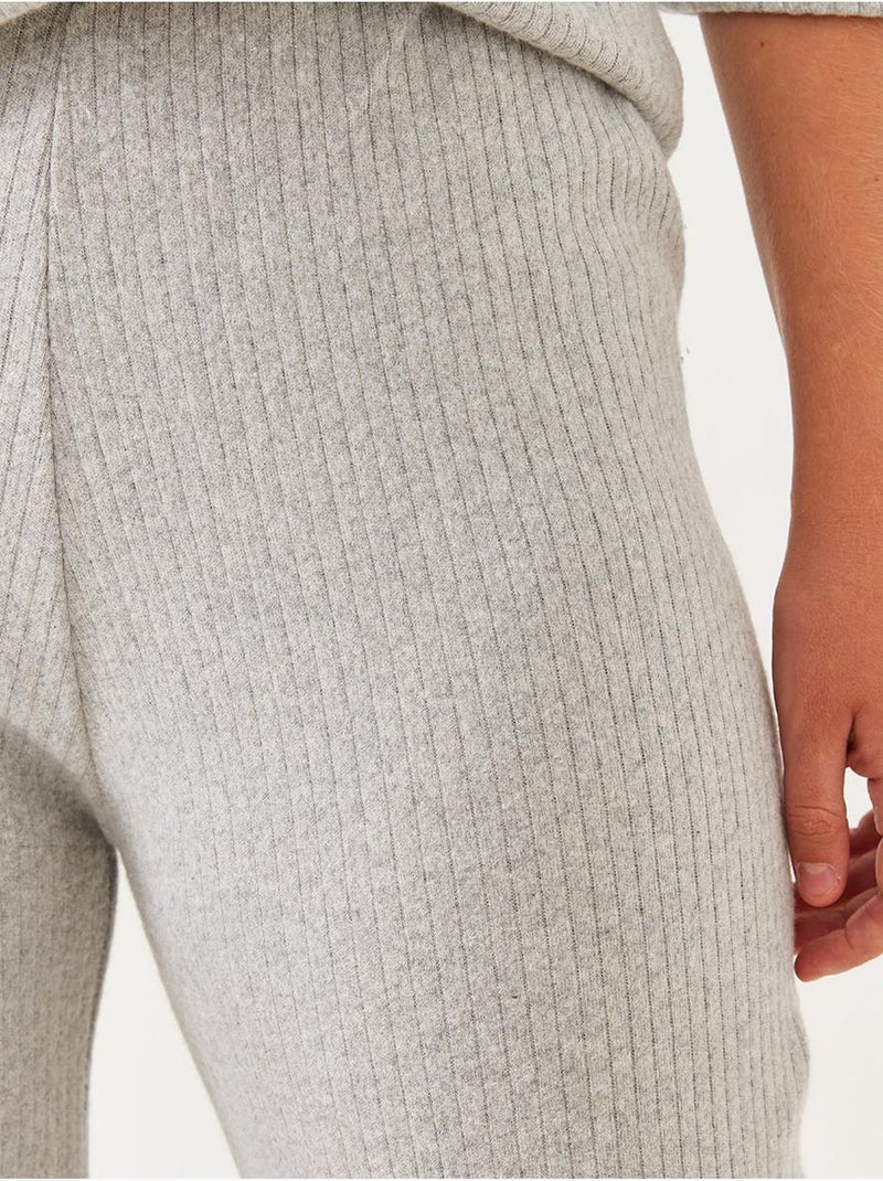 Conjunto de camisola de gola redonda e calças canelado texturizado lucci Cinza - Kiabi