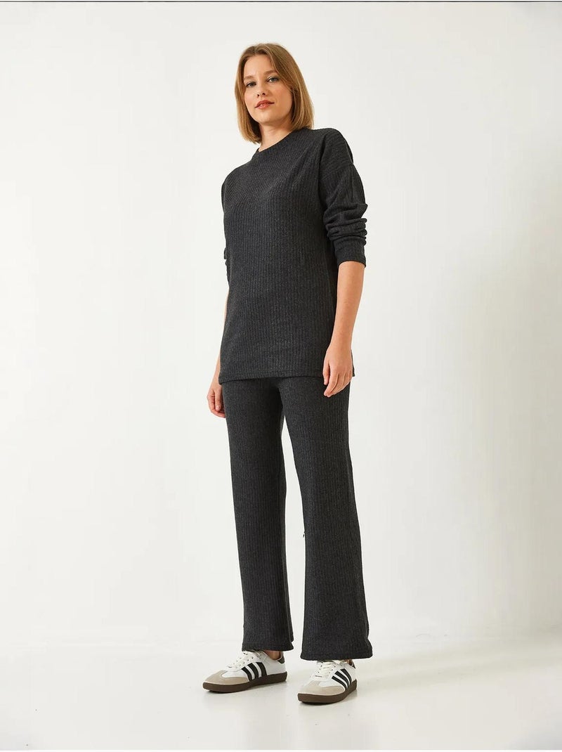 Conjunto de camisola de gola redonda e calças canelado texturizado lucci Cinza médio - Kiabi